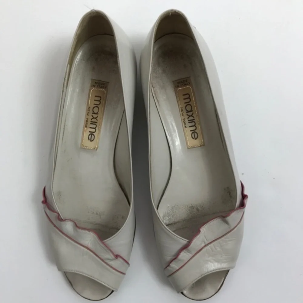 Vintage Ruffle Peep-Toe Flats‎